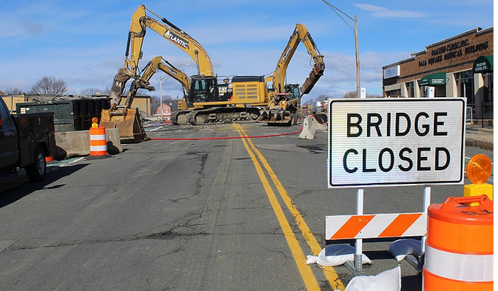 Road closure for Broadway bridge demolition March 2019. MassDOT, Public domain, via Wikimedia Commons.